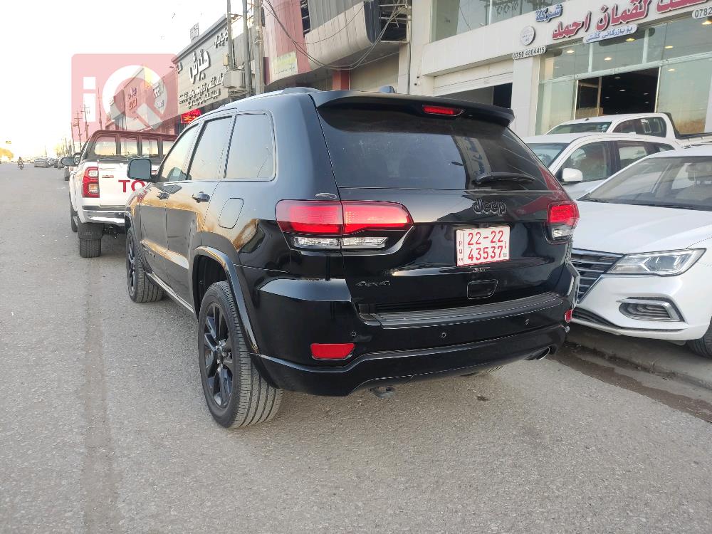 جيب جراند شيروكي